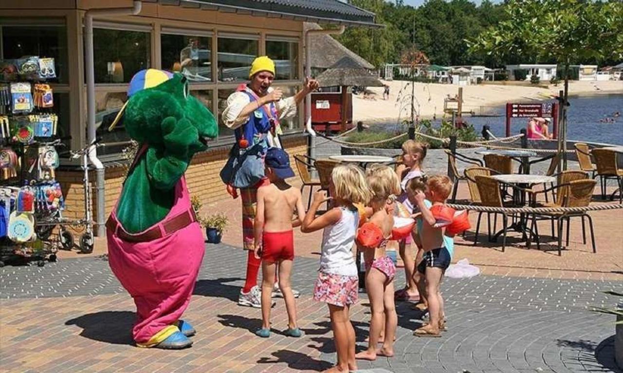 Vechtdalchalet De Berk, 5 Sterrenpark Capfun Stoetenslagh Rheezerveen Exteriér fotografie